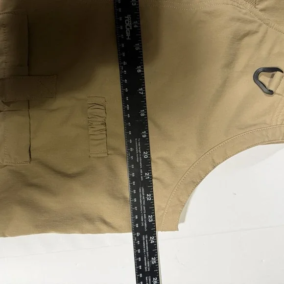 Duluth Trading Co Men's Vest L Work Utility Travel Tan Zip Pockets Canvas DEF002 - Picture 3 of 5